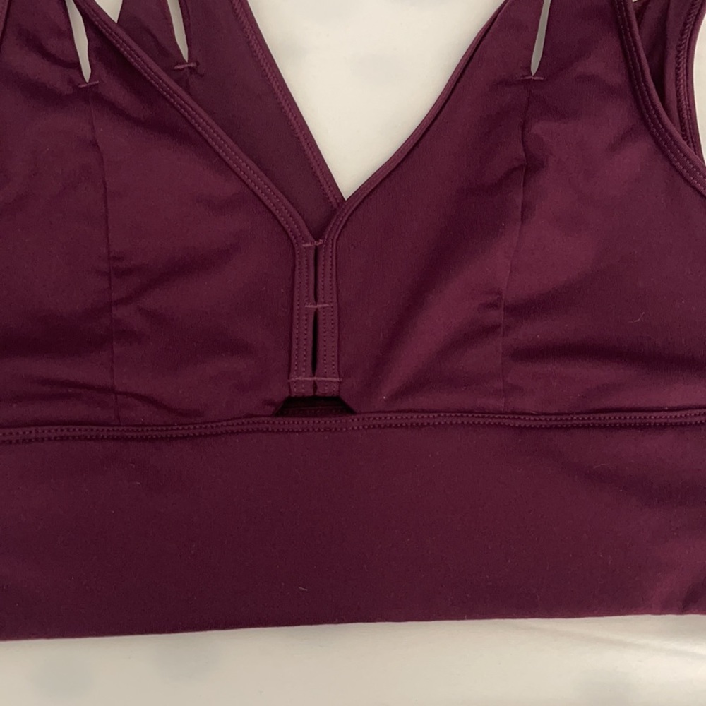 Alo sports bra - Picture 5 of 6